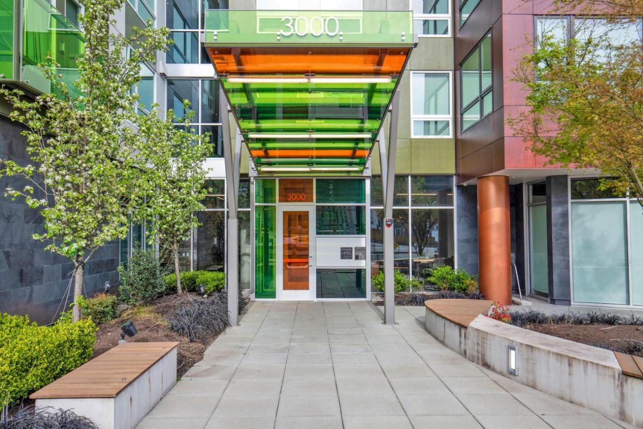 Columbia City Studio W Wd Gym Nr Light Rail Sea-345 *