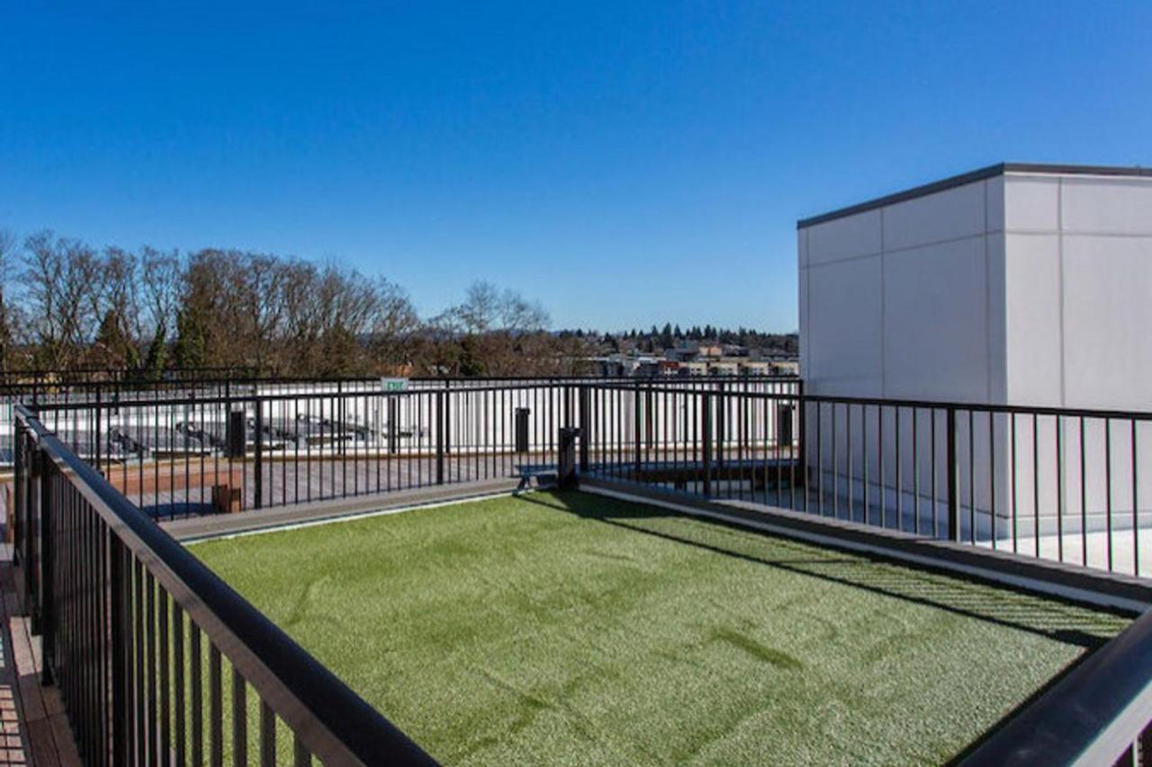Columbia City Studio W Wd Gym Nr Light Rail Sea-345 Apartment